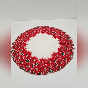 Vintage Christmas Poinsettia Hankie Festive Floral Handkerchief Scalloped Edge